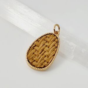 Small Natural Woven Raffia Teardrop Ggold Toned Pendant 1.25"